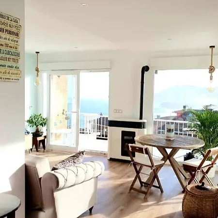 Vistas Al Mar, Urbanizacion Privada Con Piscina De Agua Salada * Ajo