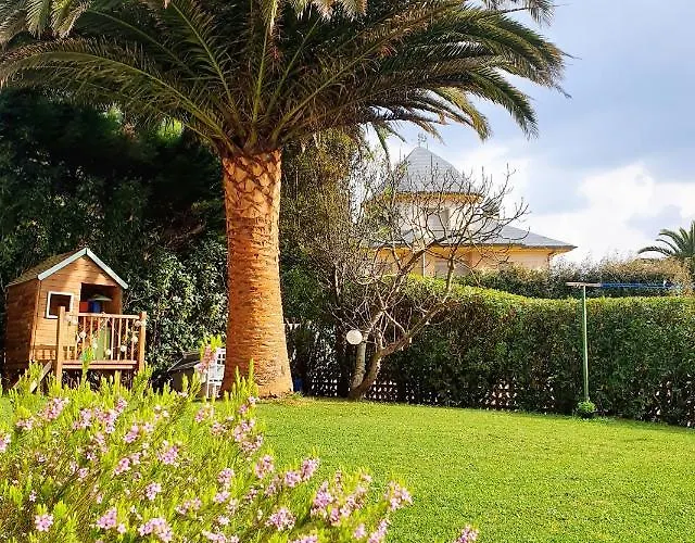 Vistas Al Mar, Urbanizacion Privada Con Piscina De Agua Salada Ajo
