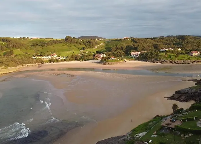 Vistas Al Mar, Urbanizacion Privada Con Piscina De Agua Salada Ajo